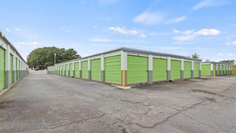 Exterior of storage units at Chamblee, GA Space Shop Facility.
